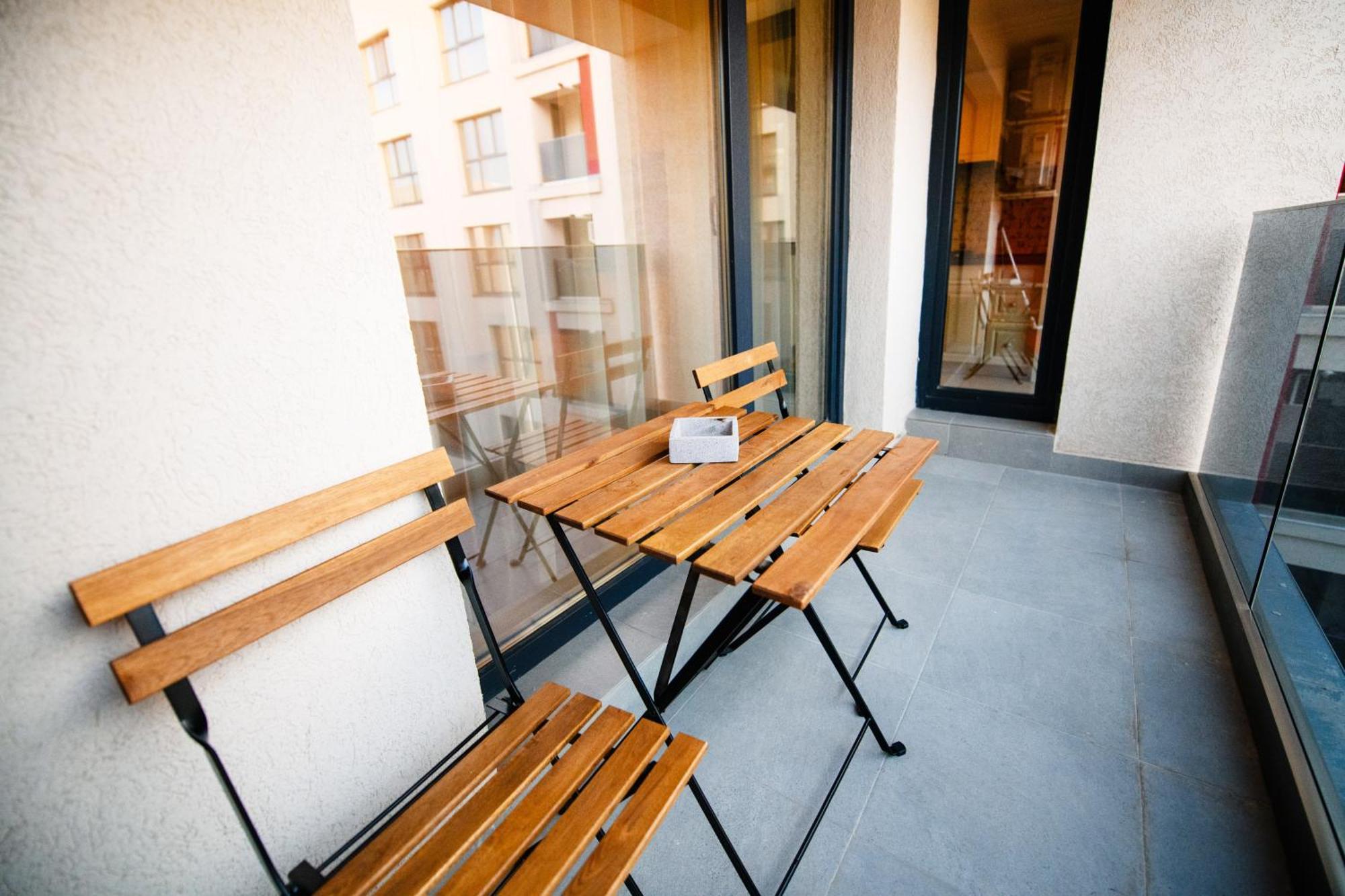 Smart Concept Living Plaza Lejlighed Bukarest Eksteriør billede